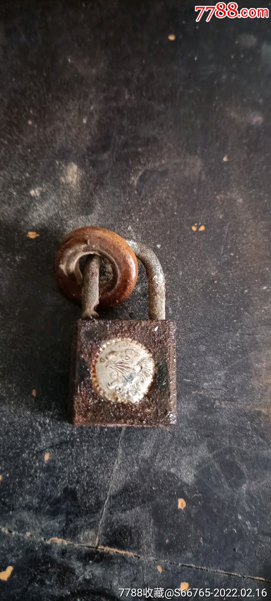 怀旧老虎头铁挂锁