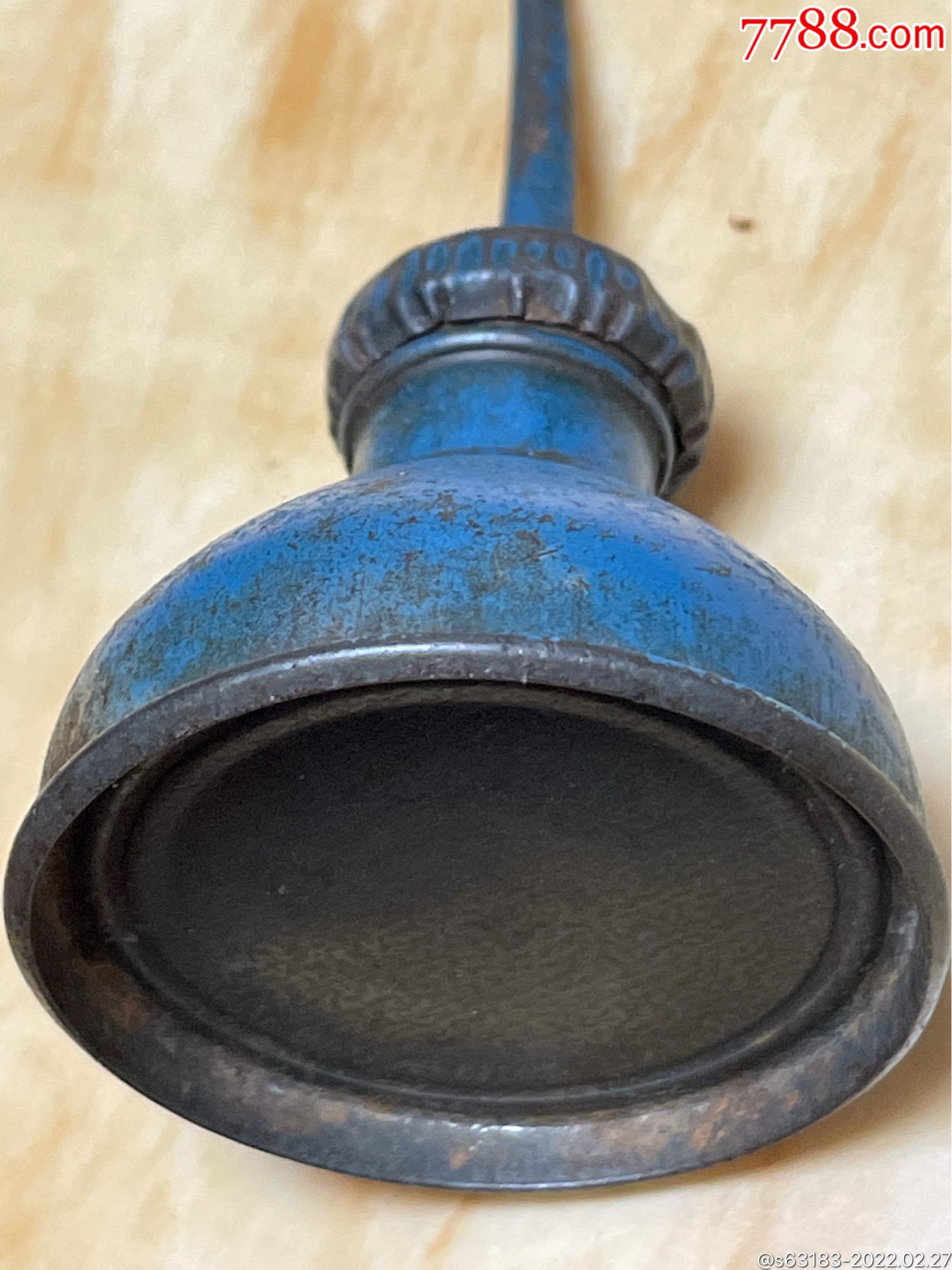 一只老的好玩的铁皮油壶_价格20元【淘古宝斋】_第1张