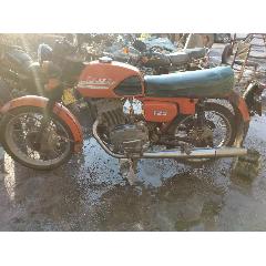 重庆80摩托车