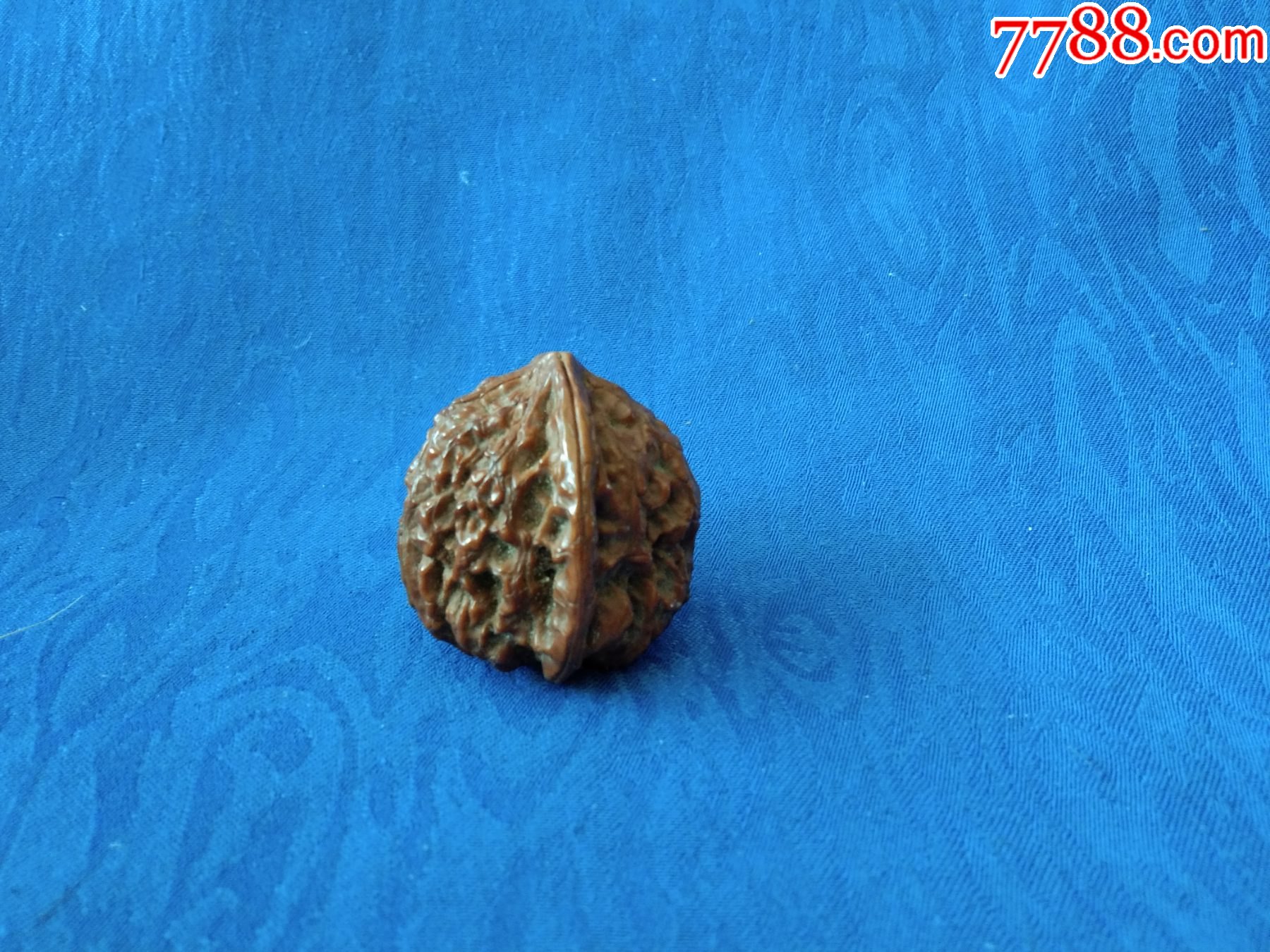 清代文玩天然鸡心核桃【贝勒爷手中三宝:扳指核桃笼中鸟】老物件收藏