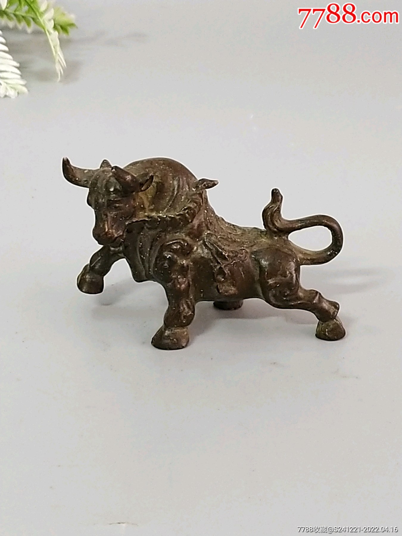 铜制招财牛桌案茶宠案头摆件_价格40元【如意古玩阁】_第1张