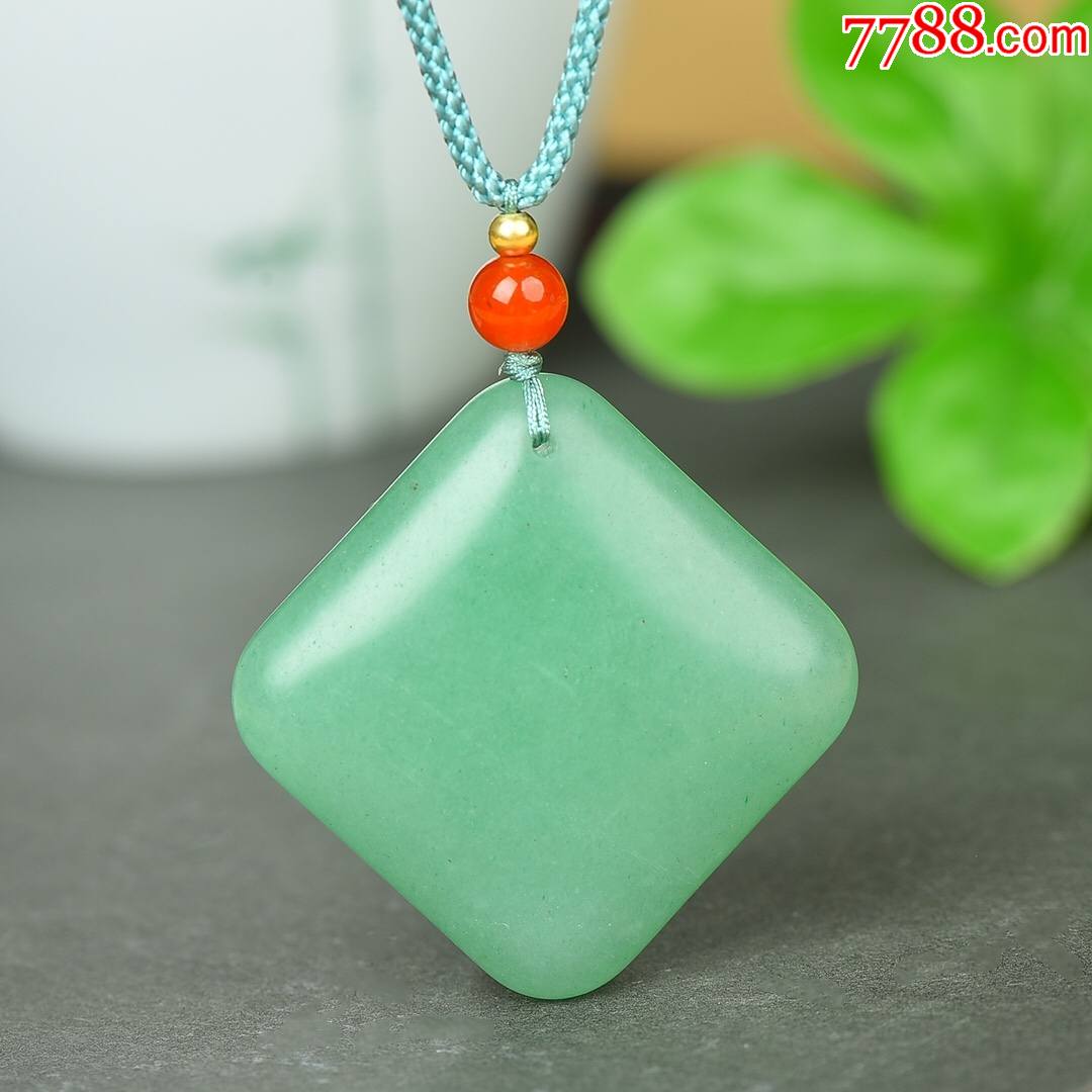 【名称】精致东陵玉《方糖》,【规格】37*37,【编号】19008#_价格8元