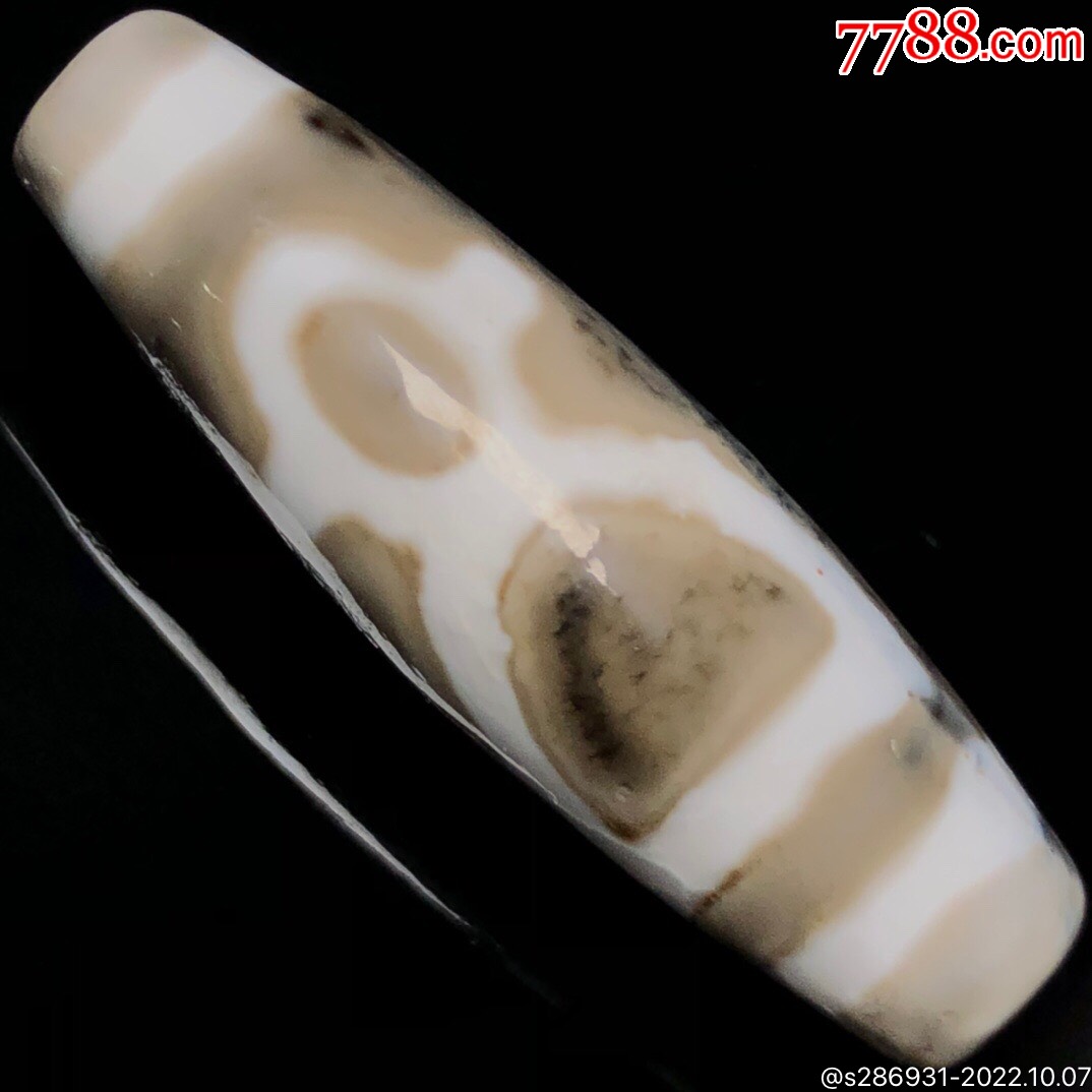 藏区回流老料高油包浆【财神天珠】尺寸:38*11毫米重量7.