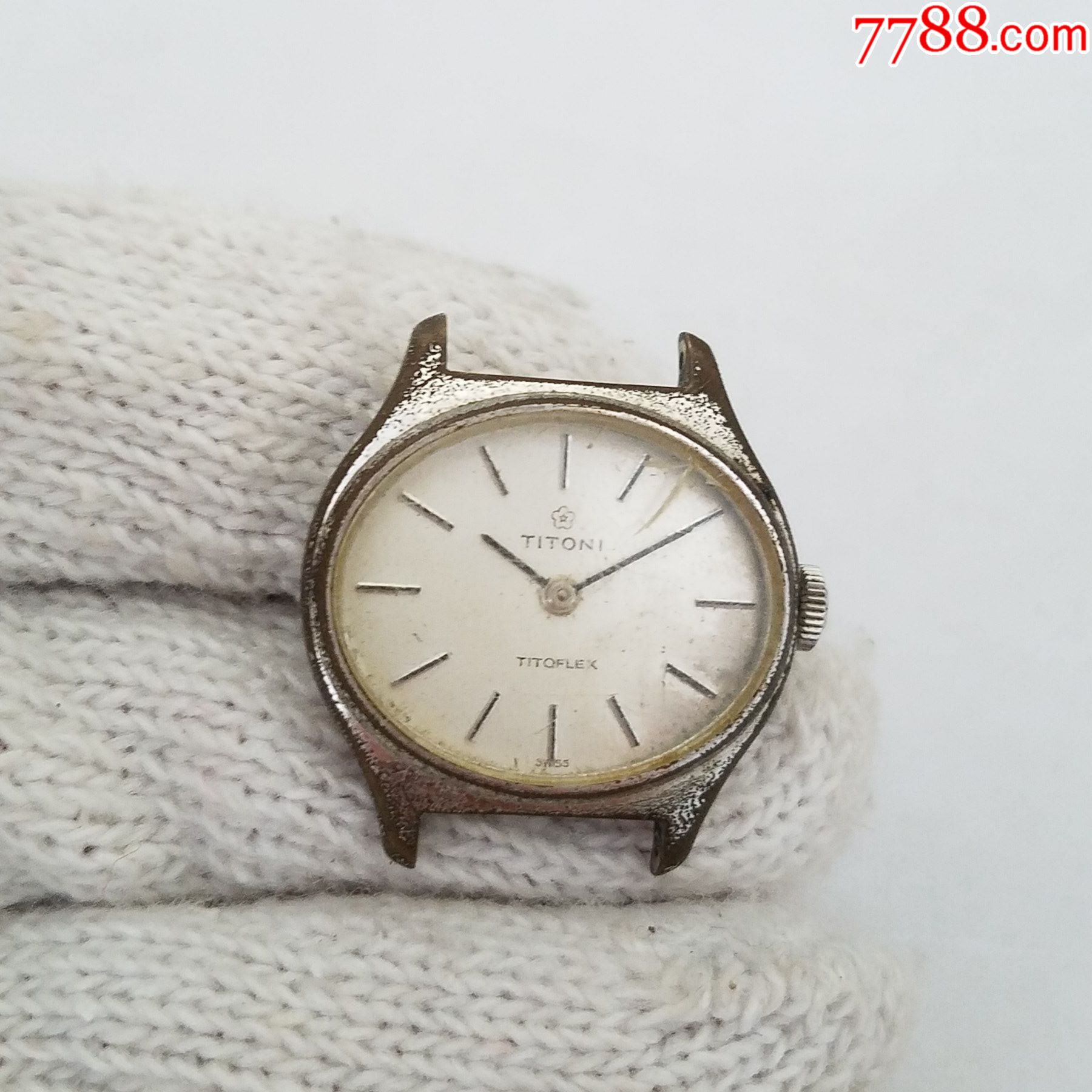 瑞士梅花手动上链机械女表【691精磨机芯】【鹅蛋表款】【不走】【能