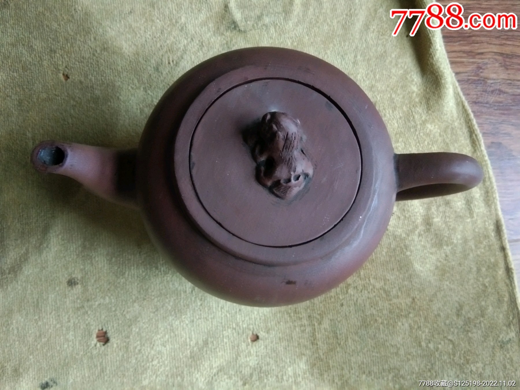 高狮灯,名家,紫砂壶,壶盖内侧有处小磕,壶身全品,都再图片上,_紫砂壶_佰会名居【7788收藏__收藏热线】
