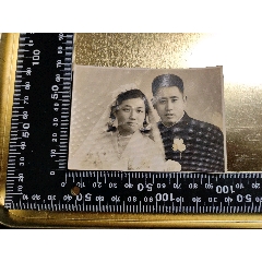 解放初結(jié)婚照