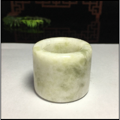 2KZ19玉把玩扳指戒指指環(huán)尺寸重量詳見照片