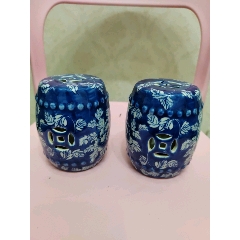 青花繡墩擺件一對