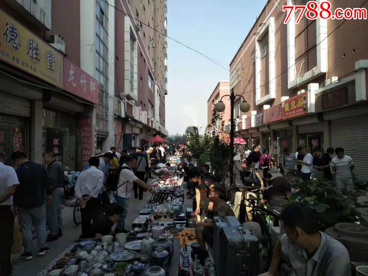 德州大运河古玩城交流会现场火爆