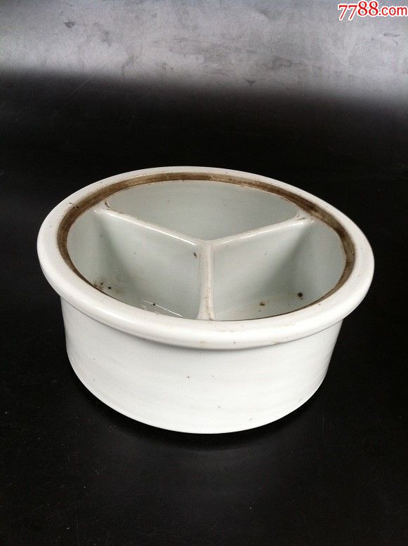 民国单色釉白瓷