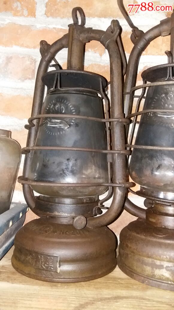 清末民初德国进口美最时洋油灯,一流品相.抗战军民共用.外表油灰包浆