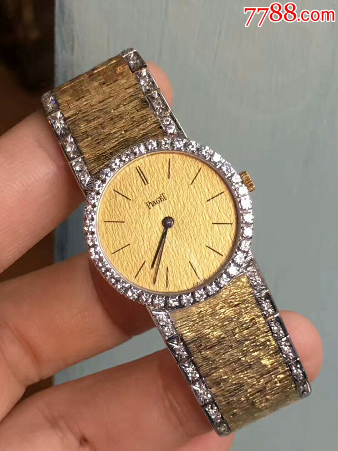最昂贵的黄金钻石手表图片