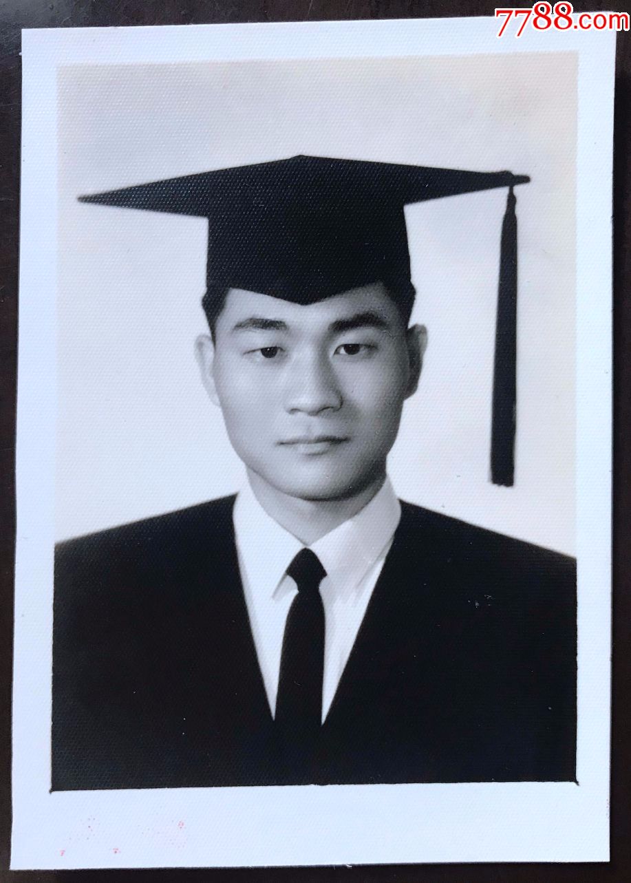 民国戴博士帽的才子照_第1张_7788收藏__中国收藏热线