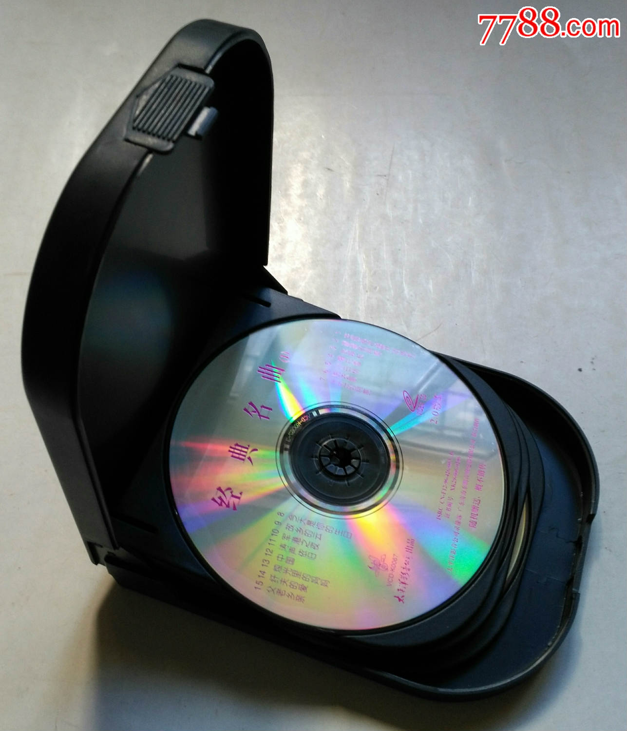 vcd光碟:金典名曲(硬盒精装3碟)