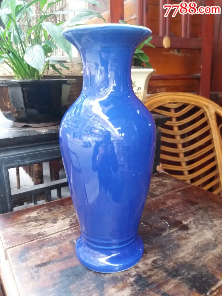 80年代蓝釉冰梅瓶