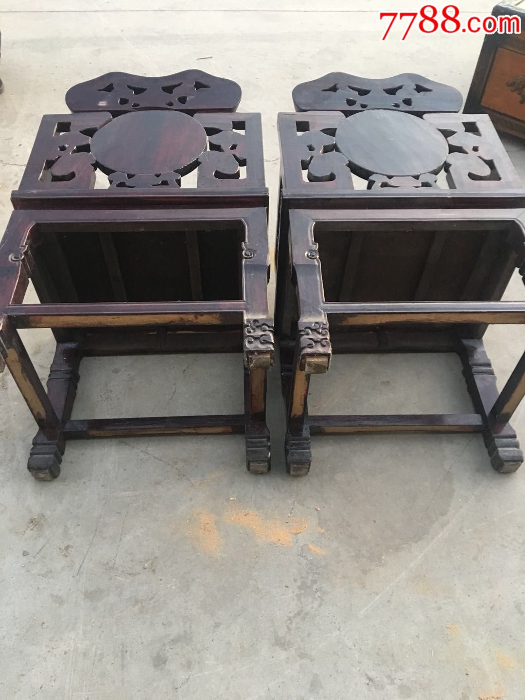 民国菠萝格太师椅一对雕刻精细包浆浑厚包存完整喜欢的联系微信号