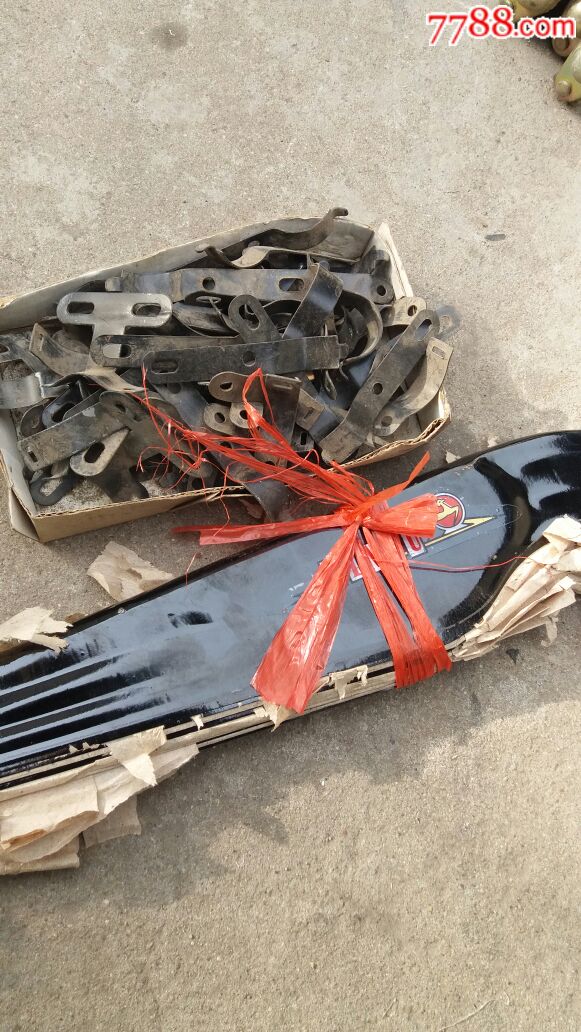 大金鹿自行车老库存80年代零件