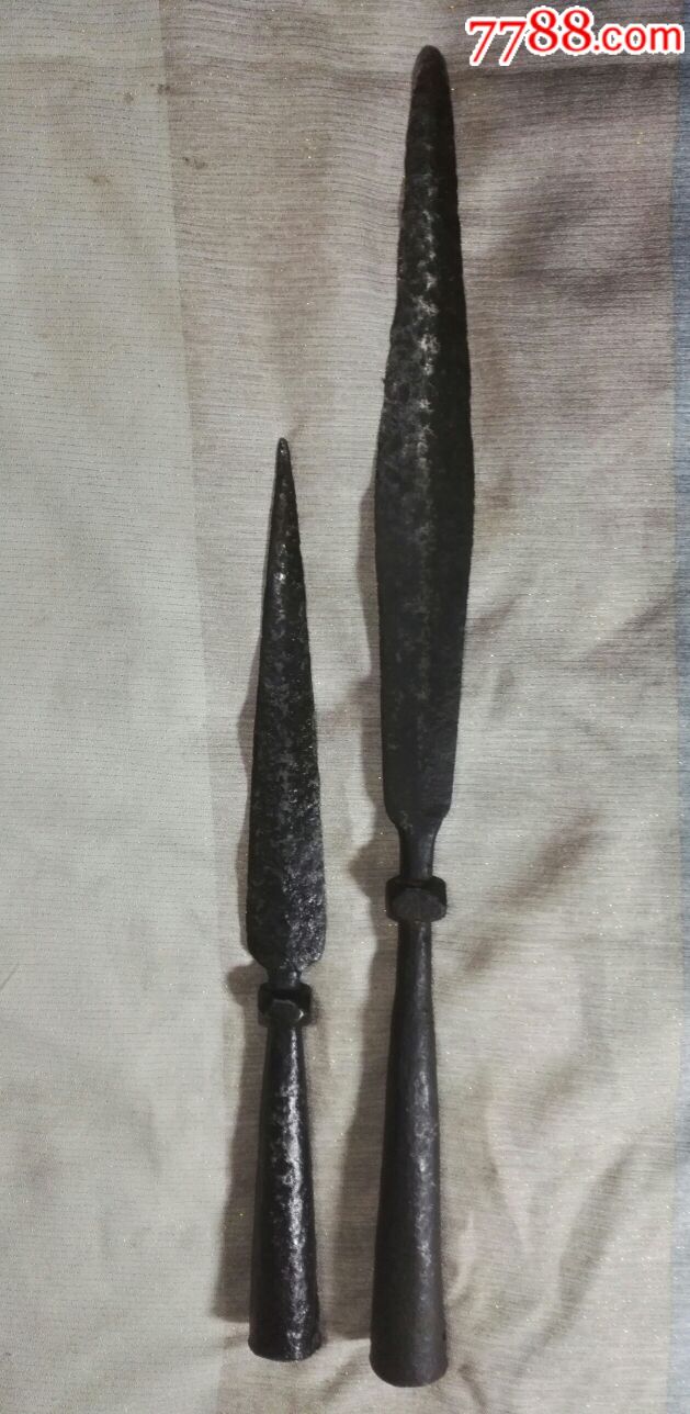 两把清代铁枪