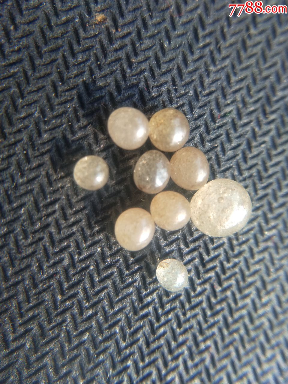 舍利子发光骨舍利