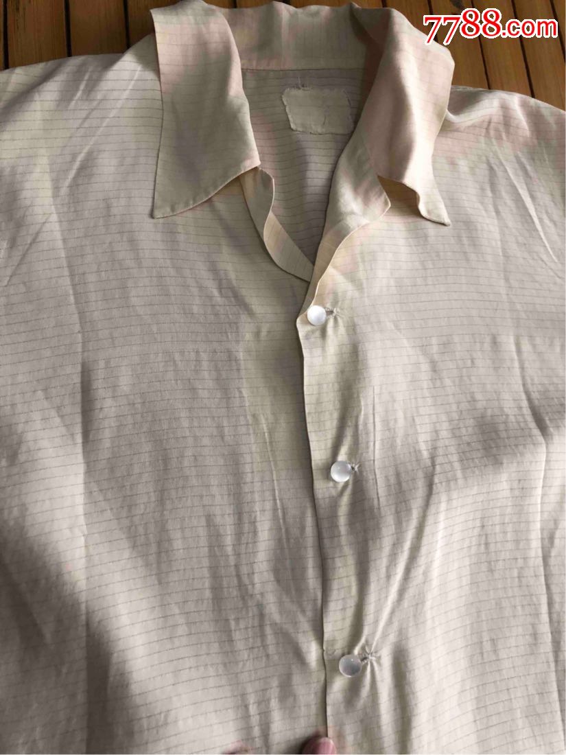 老式真丝罗料衬衣