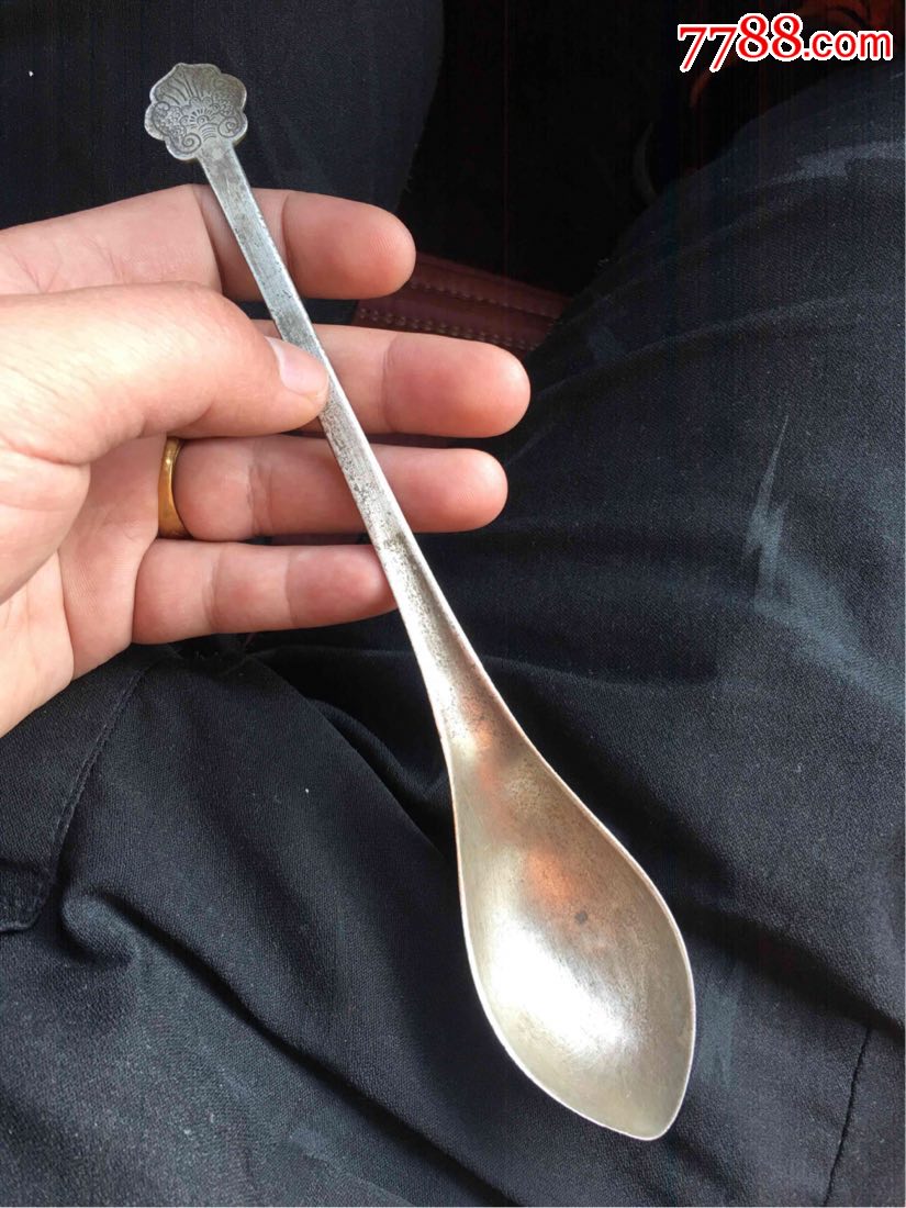 清代白铜勺子把带花纹