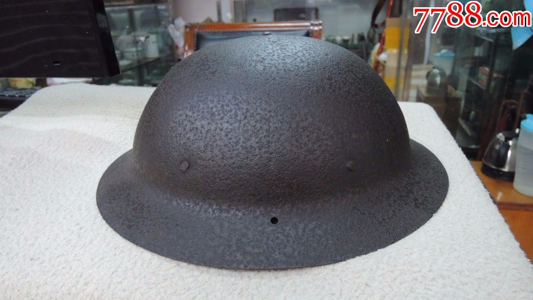 真正的民国国军飞碟盔