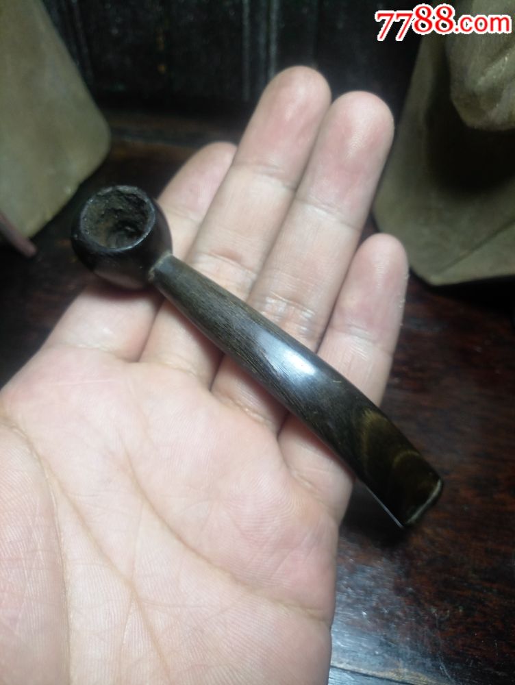 老牛角烟嘴,器型少见