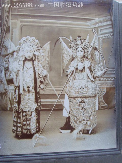 清代梨园唱戏大幅剧照