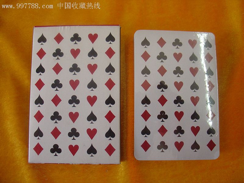 全身内外充满扑克花色元素的国外定制扑克牌!