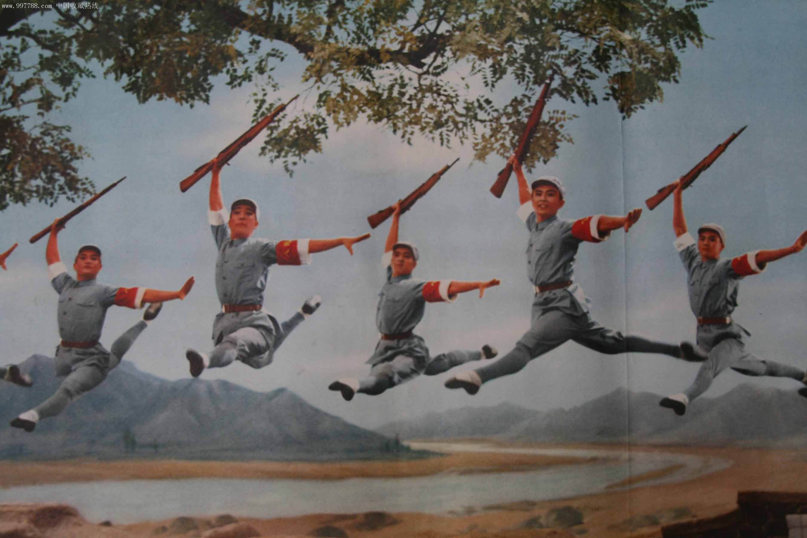 样板戏精品:紧握钢枪杀敌寇