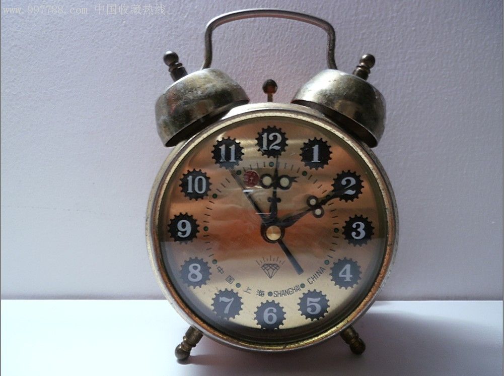 钻石牌闹钟,闹钟/马蹄表,马蹄表/钟,机械,九十年代(20世纪),钻石,中国