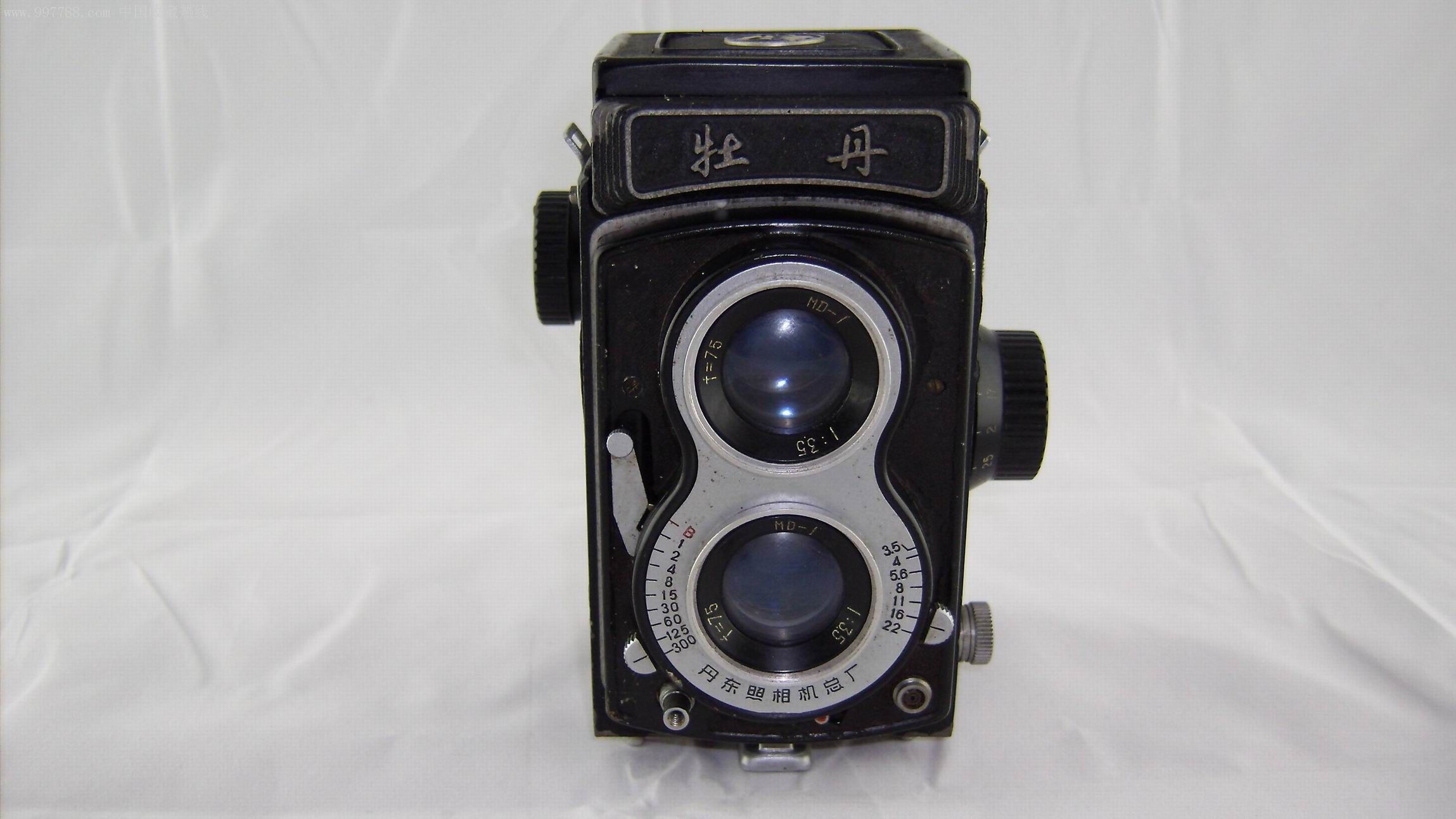 牡丹老相机一台