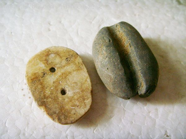 贝币1枚陶币1枚