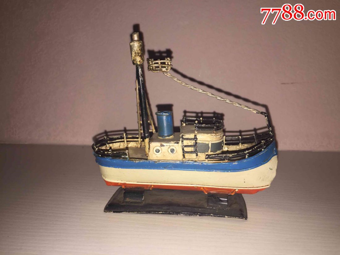 非常少见-文革手工铁皮船