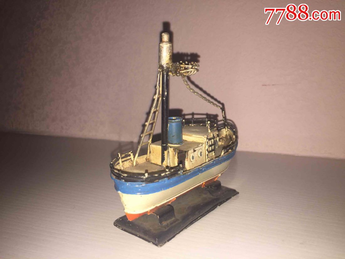 非常少见-文革手工铁皮船