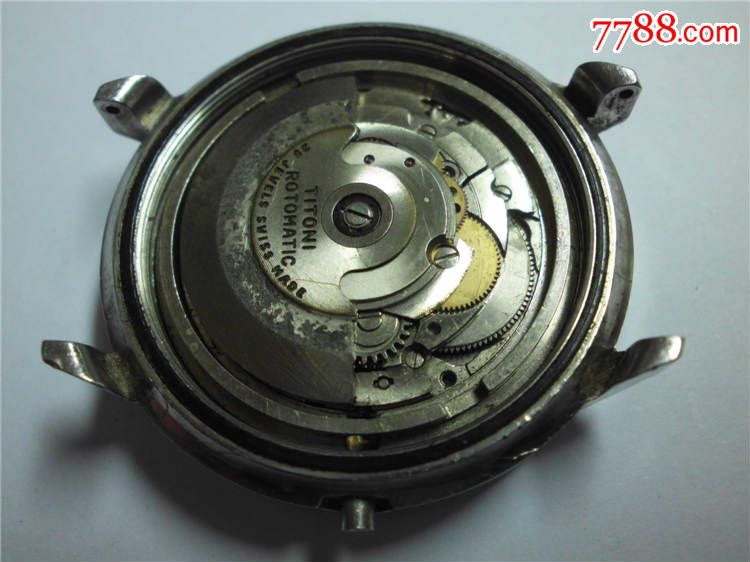 "经典"梅花939,"精磨"机芯278.9,走时