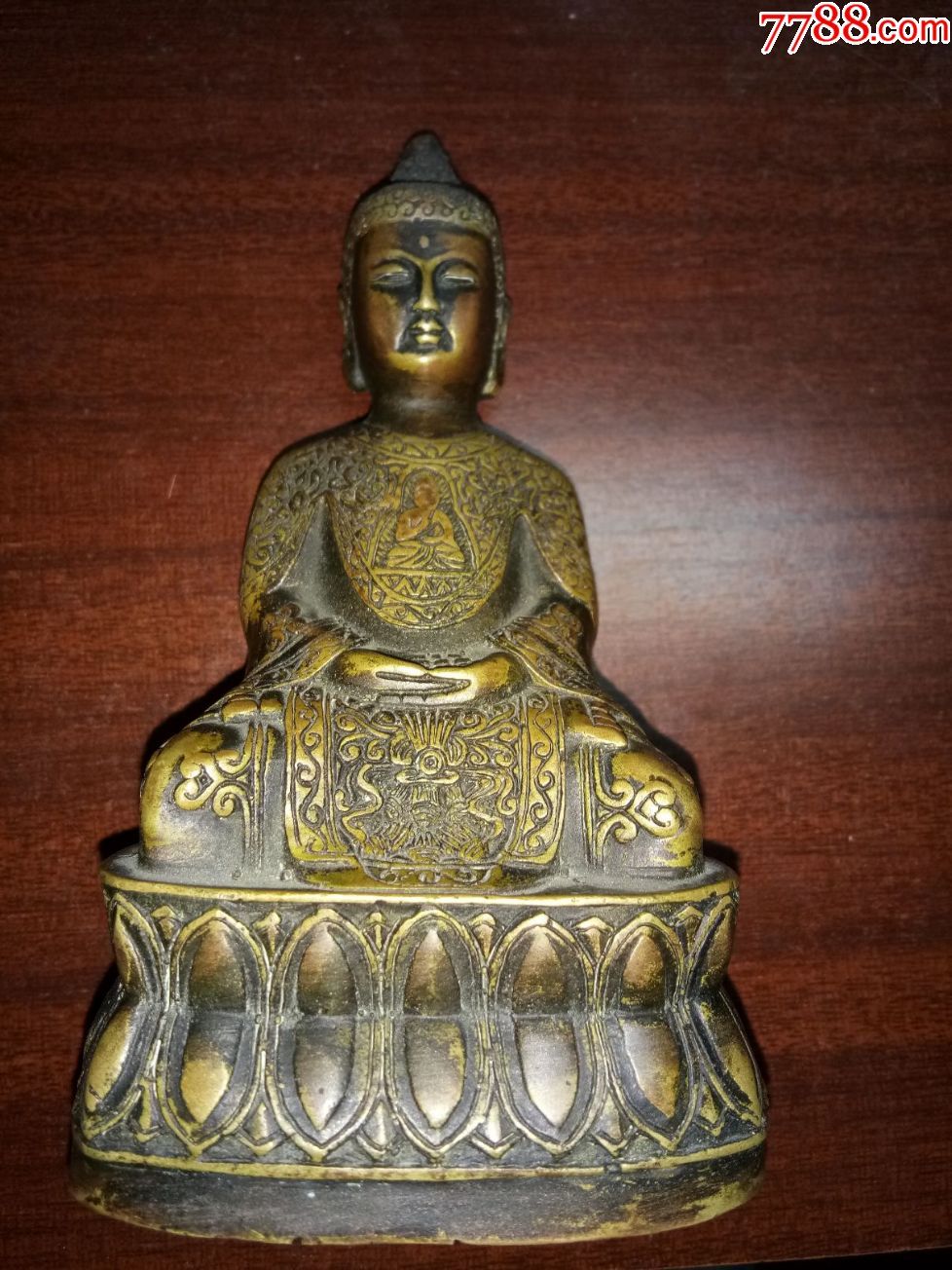 老铜如来佛像