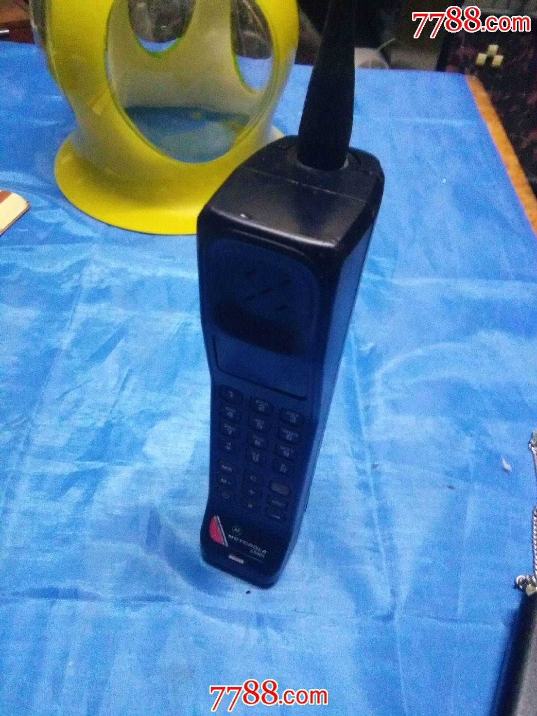 大哥大摩托罗拉8800