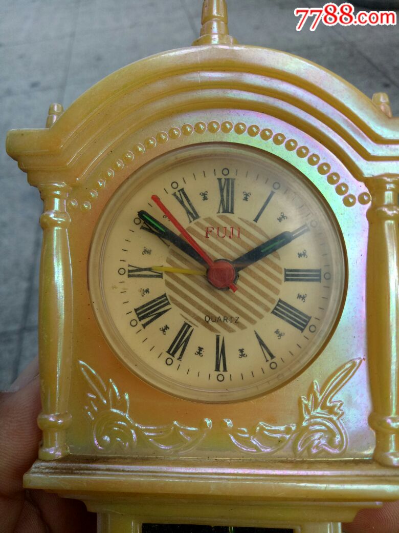 进口fuji,quartz闹钟,制造精美