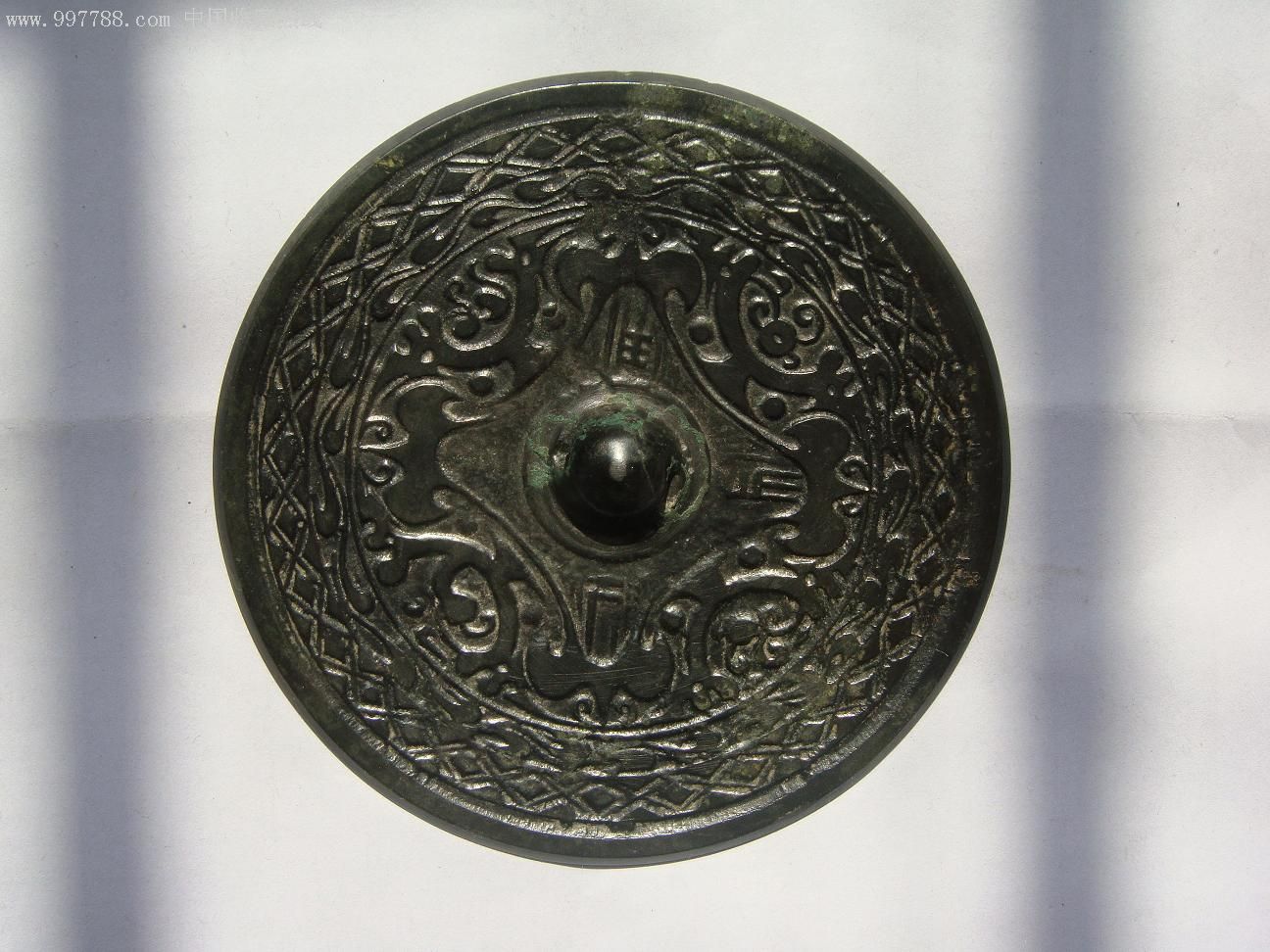 四叶对凤镜,铜镜,三国两晋南北朝,青铜,圆形,龙/凤纹,中(14cm—9cm)