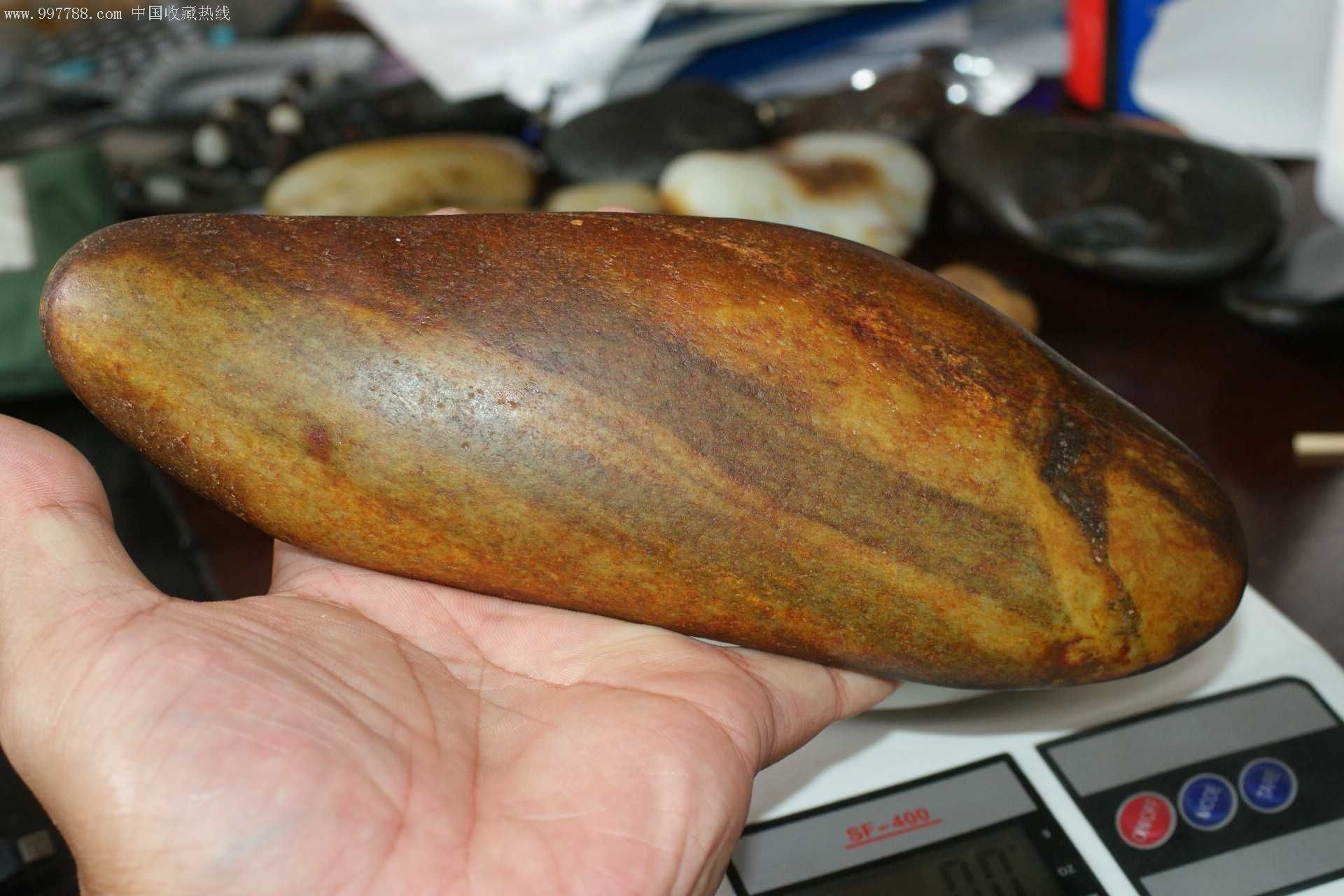 鱼形石包玉-和田玉-7788收藏