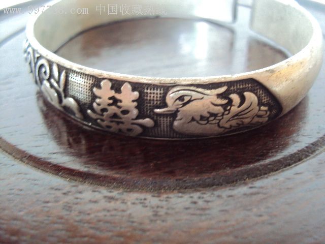 民国早期鸳鸯双飞银手镯一件