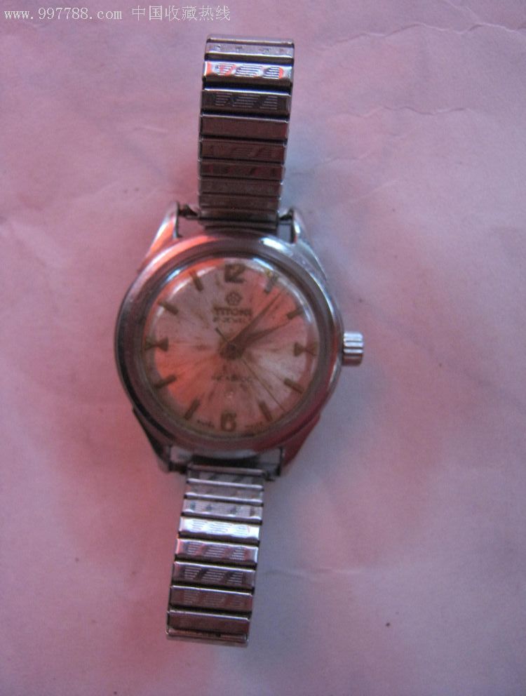 50年代梅花牌手腕表完好会走