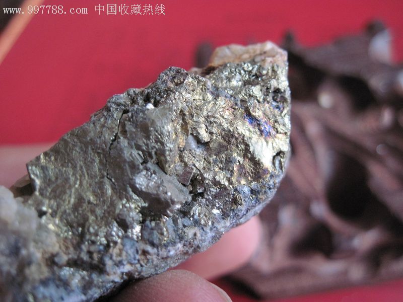 金矿石原石带石花