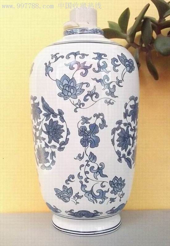 泥坑酒青花酒瓶