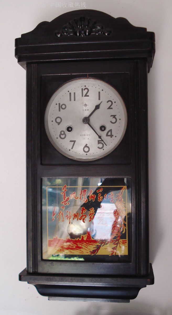 早期烟台生产的北极星牌挂钟好品相