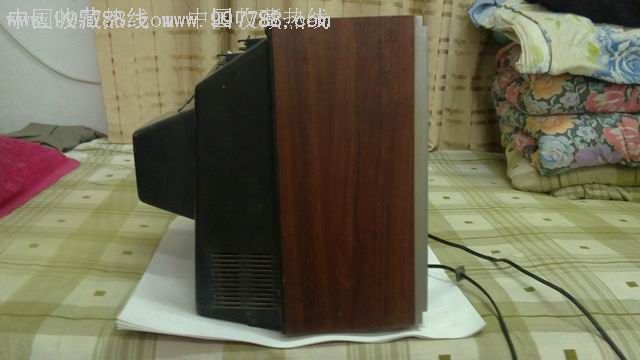 环宇牌黑白电视44h-3型