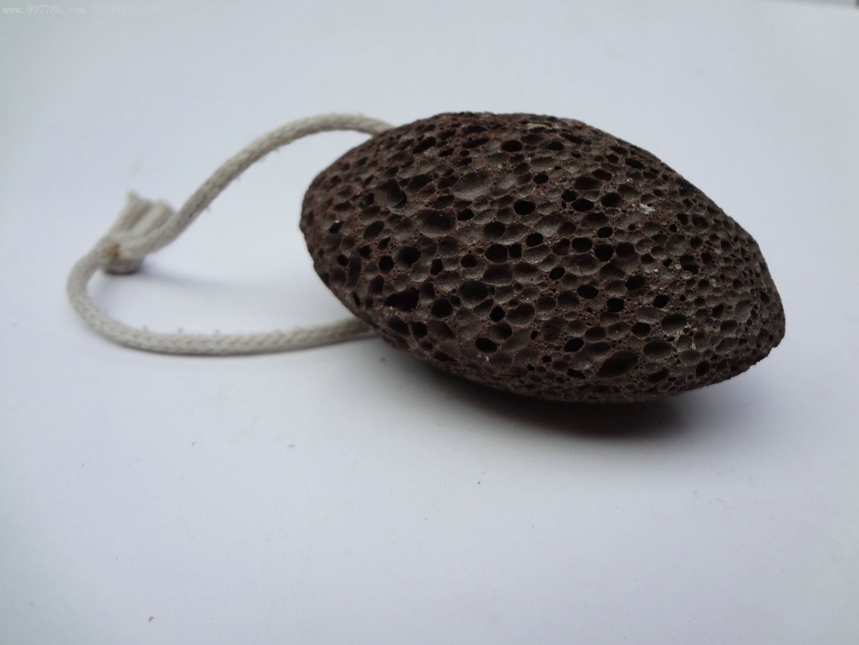 水浮石,俗称蜂窝石