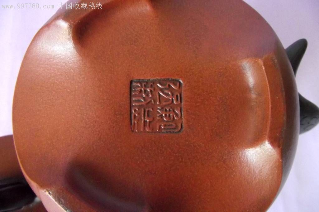 中国工艺美术大师鲍志强之作——紫砂壶