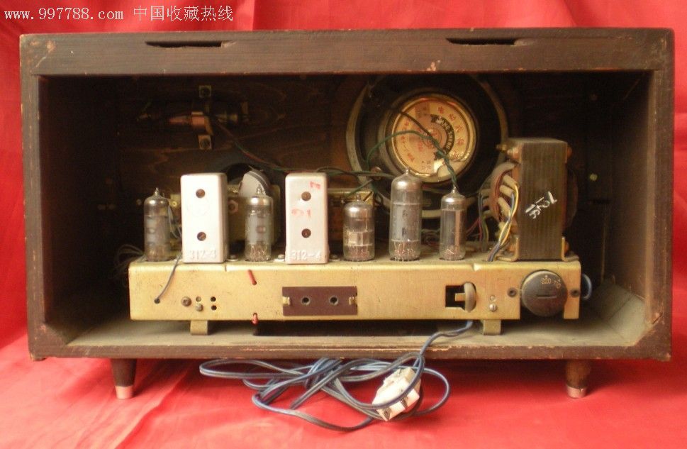 5灯台式电子管红波收音机可正常收听
